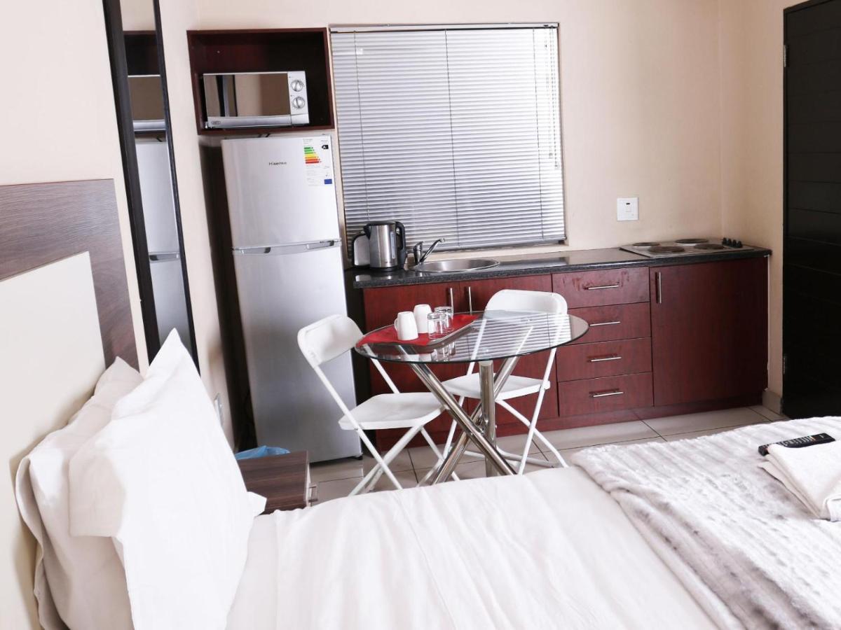 Eagle Nest Luxury Accommodation Roodepoort Exterior photo